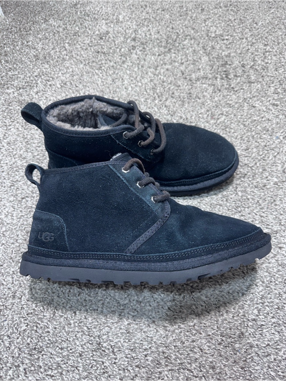 UGG Mens Size 9 Black Suede Chukka Ankle Boots Lace Up Warm Plush Line
